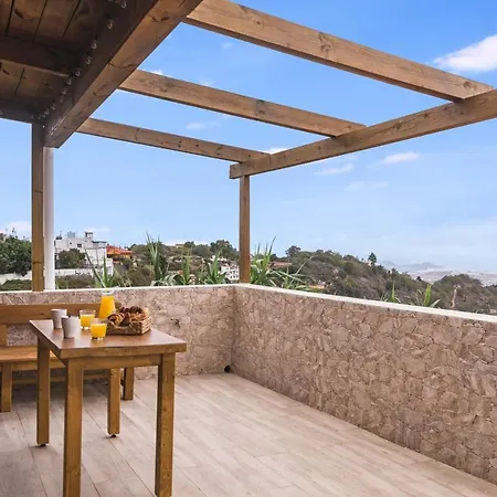 בית נופש Home2book Charming Margarita's House